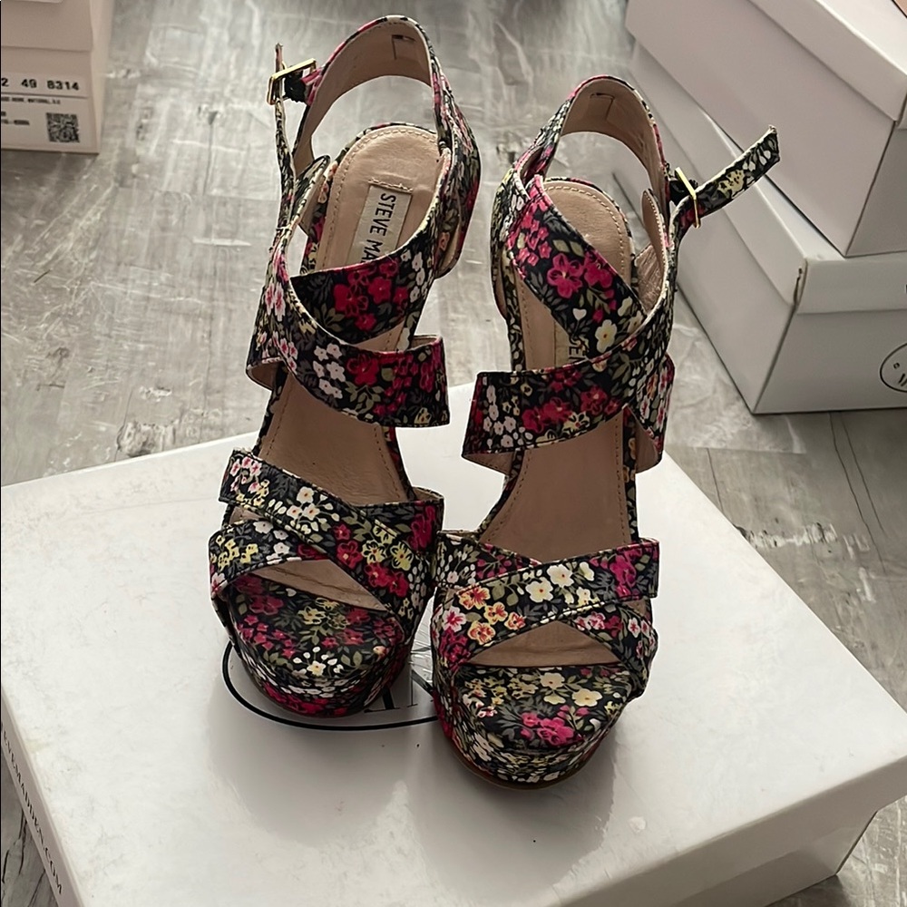 Steve Madden Floral Wedge Sandals